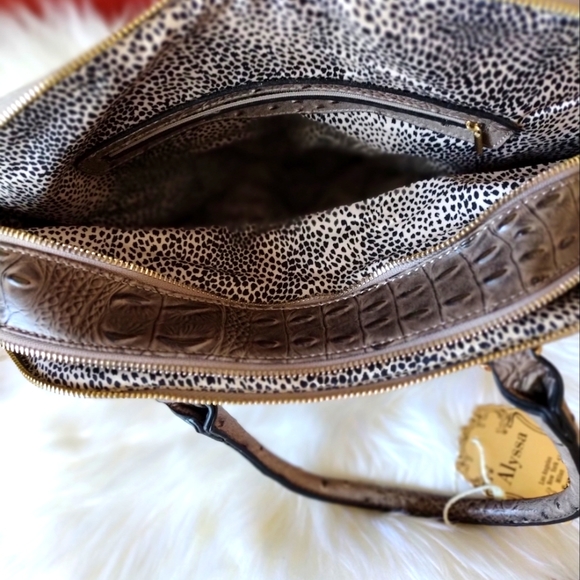 New Alyssa Vegan Ostrich Pattern Lead Safe Tan hand bag - Picture 5 of 7